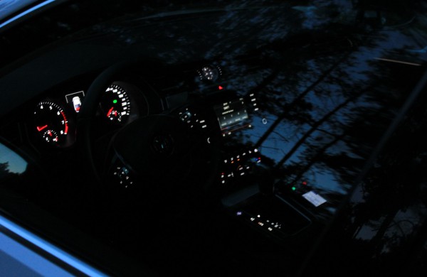 Galingo visureigio vairuotojas – pareigūnams: „Galima, aš baudą sumokėsiu?“