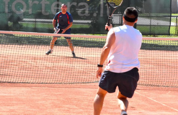 Finale Jonavos lauko tenisininkas pranoko sostinės atstovą