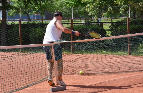 Finale Jonavos lauko tenisininkas pranoko sostinės atstovą