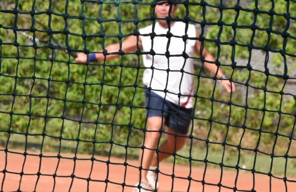 Finale Jonavos lauko tenisininkas pranoko sostinės atstovą