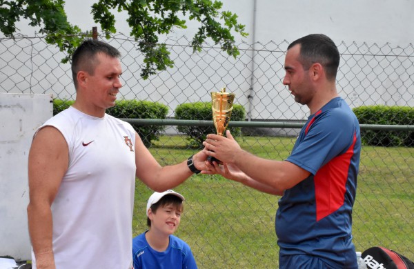 Finale Jonavos lauko tenisininkas pranoko sostinės atstovą