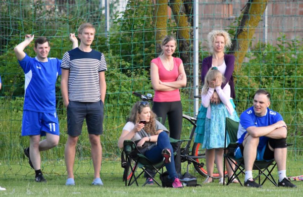 Devintasis turas: pirmosios lygiosios ir pirmasis policininkų taškas