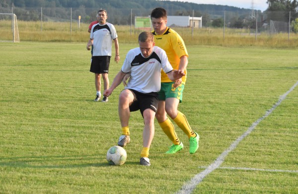 Devintasis turas: pirmosios lygiosios ir pirmasis policininkų taškas