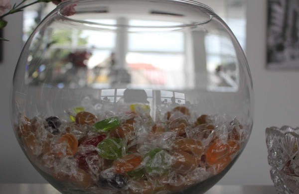 Kviečia apsilankyti naujai atidarytoje drabužių parduotuvėje