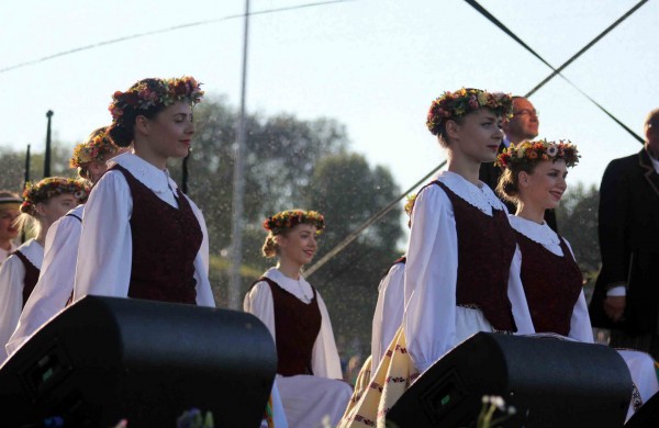 Joninės Jonavoje: Jonų respublika turi naują prezidentą