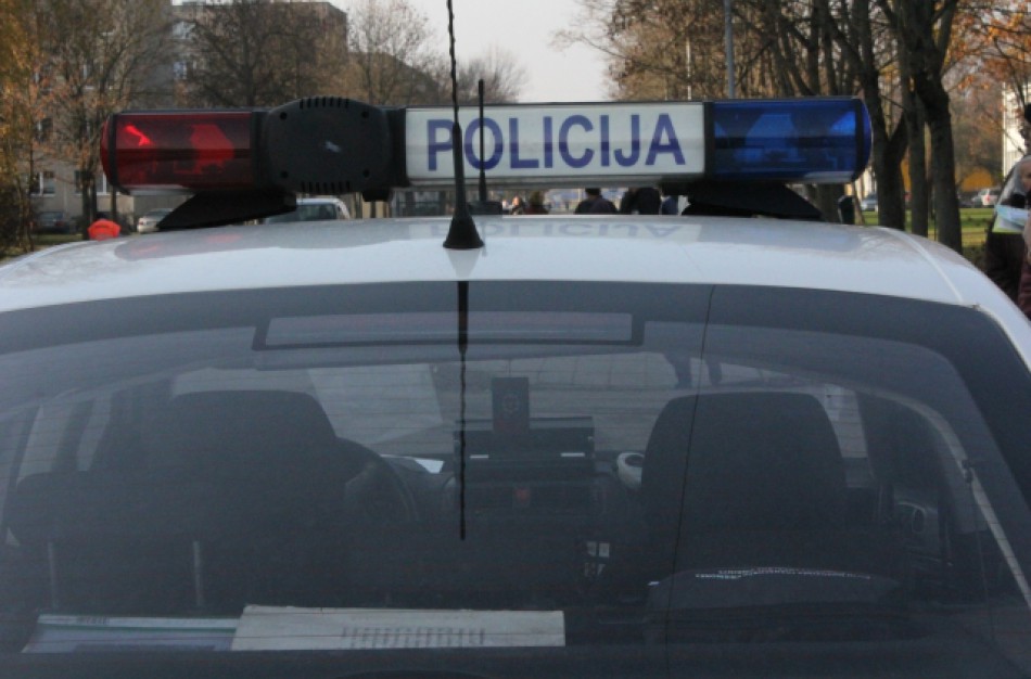 Per dvi paras iš šešių transporto priemonių pavogė dyzeliną