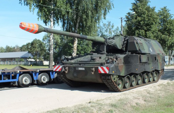 Rukloje dislokuotos modernios haubicos  