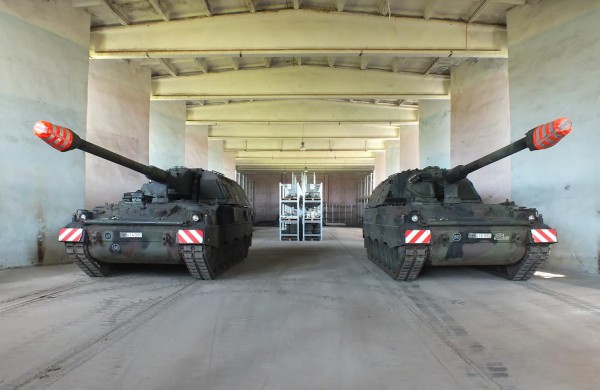 Rukloje dislokuotos modernios haubicos  