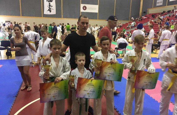 Jonavos sportininkų sėkmingi startai uostamiestyje