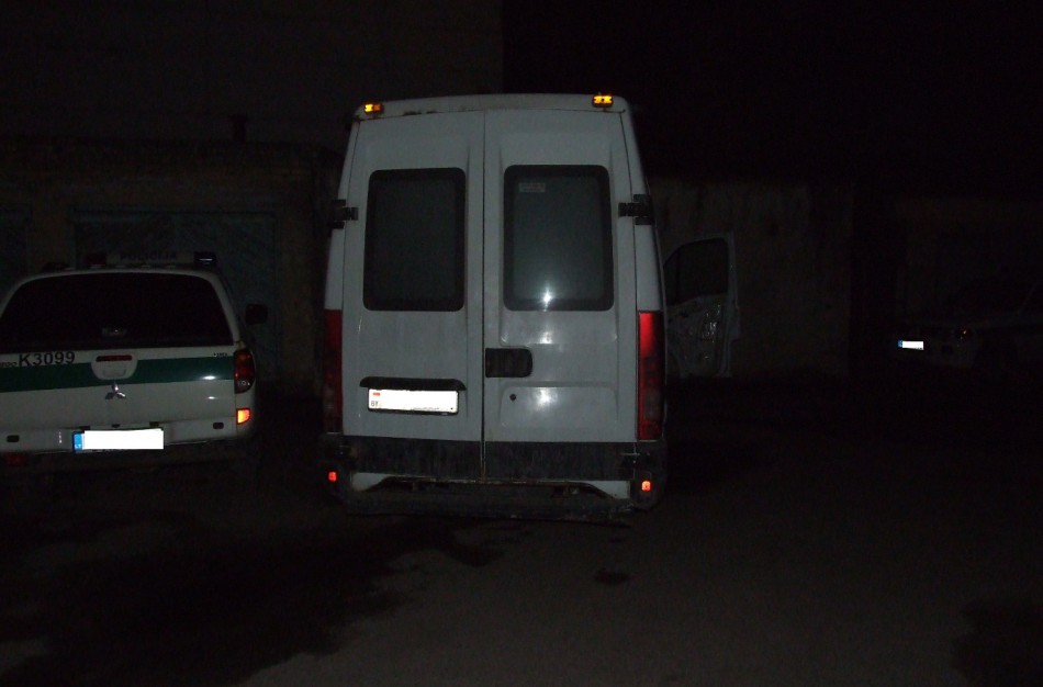 Kratos metu rasta ir paimta 7230 pakelių kontrabandinių cigarečių