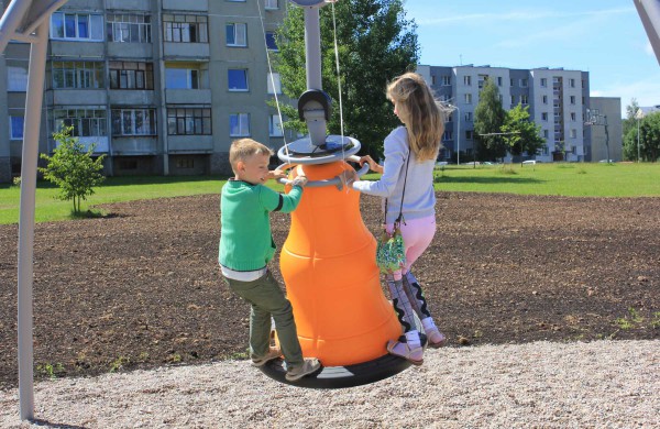 A.Kulviečio gatvėje atidaryta nauja vaikų žaidimų aikštelė