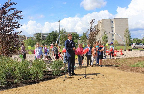 A.Kulviečio gatvėje atidaryta nauja vaikų žaidimų aikštelė