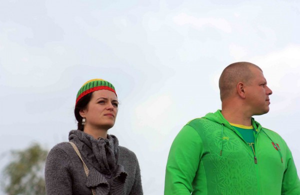 Jonavoje minint Valstybės dieną į 25 metrų aukštį iškelta trispalvė