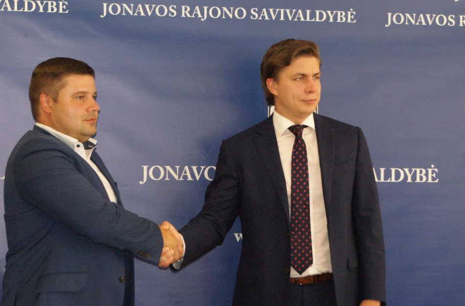 AB „Achema“ skyrė 600 tūkst. Eurų Jonavos sporto arenos statybai