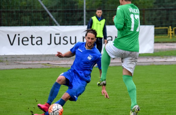 Įvarčių ir lietaus gausoje – „Lietavos“ pergalė