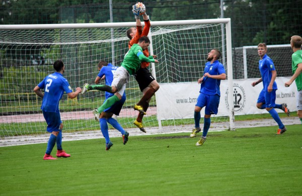 Įvarčių ir lietaus gausoje – „Lietavos“ pergalė