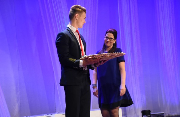 Senamiesčio gimnazijos abiturientams - brandos atestatai 