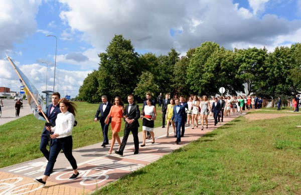 Brandos atestatai – ir raliečių rankose