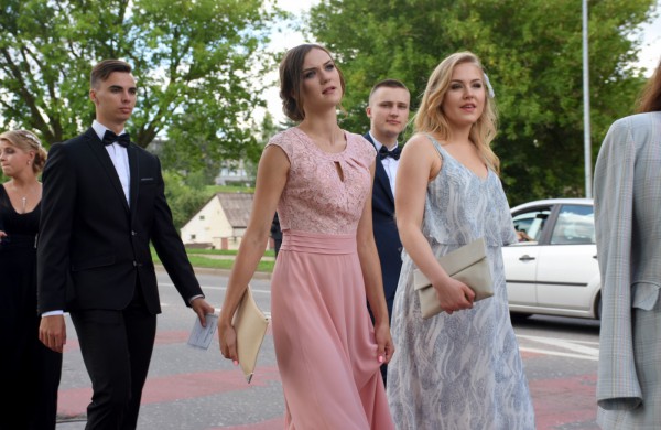 Brandos atestatai – ir raliečių rankose