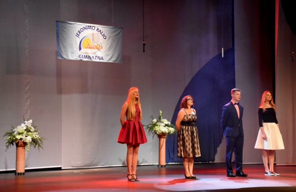 Brandos atestatai – ir raliečių rankose