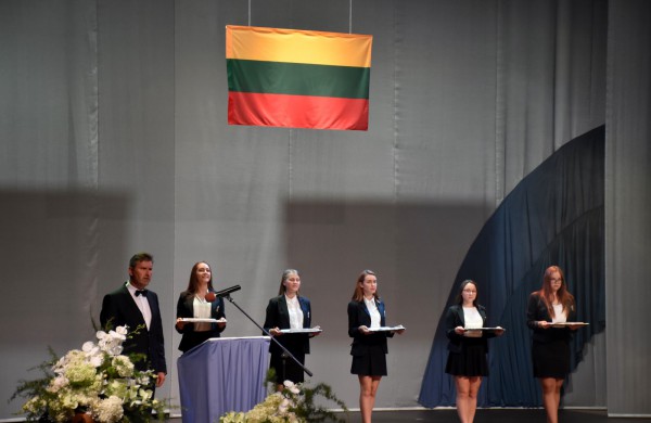 Brandos atestatai – ir raliečių rankose