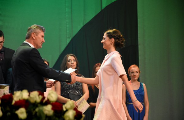 Brandos atestatai – ir raliečių rankose