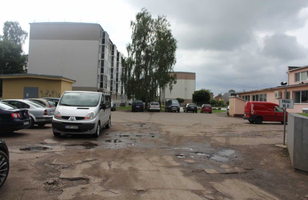 Bus tvarkomas įvažiavimas į „Svetainės“ kiemą
