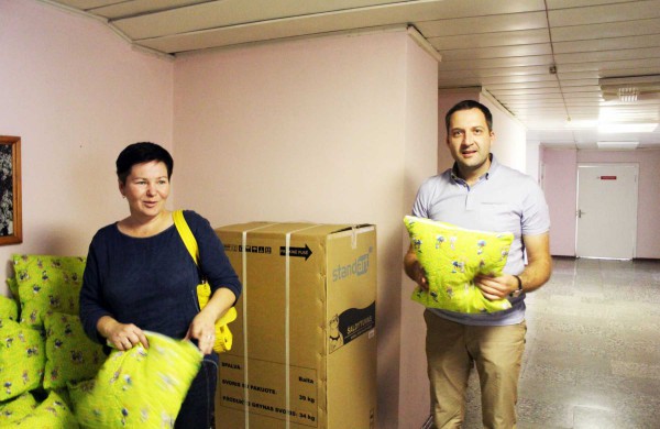 Jonavos ligoninės vaikų skyriuje – nauja patalynė ir šaldytuvas