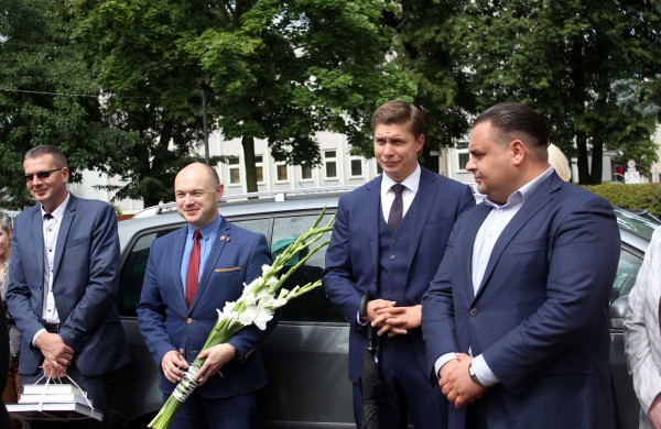 Jonavoje atidaryta knygų terasa