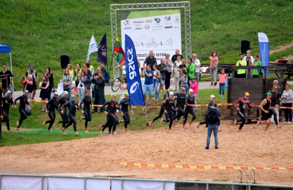 Jonavos sporto istorijos metraštyje - triatlono varžybos