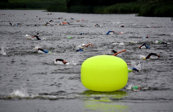 Jonavos sporto istorijos metraštyje - triatlono varžybos