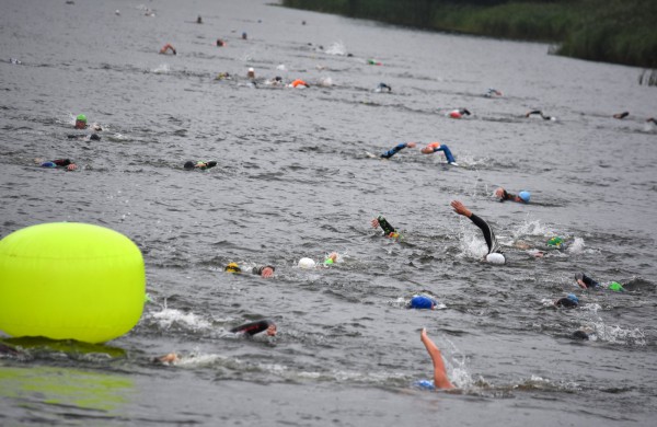 Jonavos sporto istorijos metraštyje - triatlono varžybos
