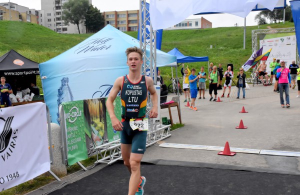 Jonavos sporto istorijos metraštyje - triatlono varžybos