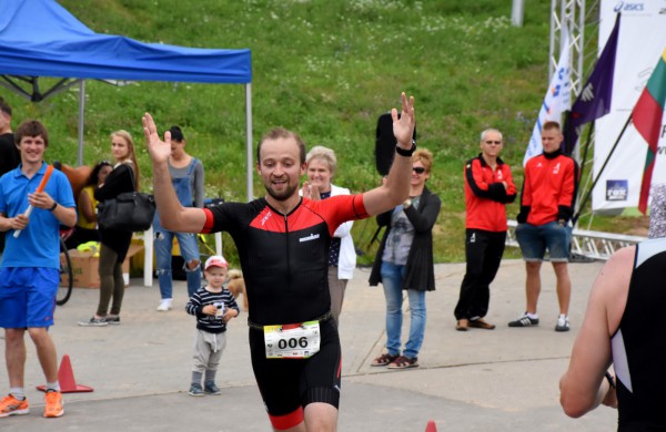 Jonavos sporto istorijos metraštyje - triatlono varžybos