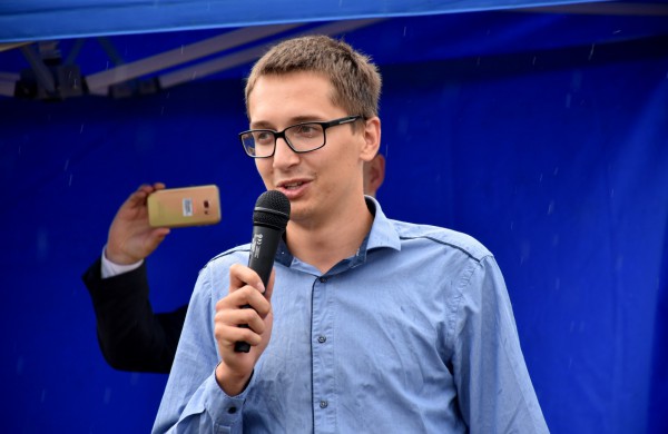 Tinklinio mylėtojams – naujos tinklinio aikštelės