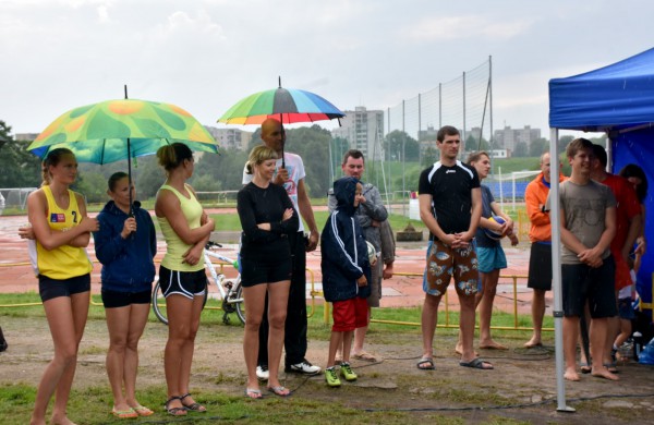 Tinklinio mylėtojams – naujos tinklinio aikštelės