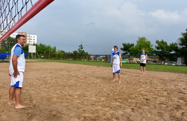 Tinklinio mylėtojams – naujos tinklinio aikštelės