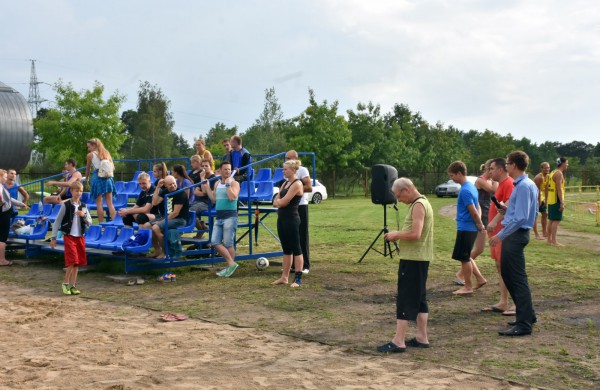 Tinklinio mylėtojams – naujos tinklinio aikštelės