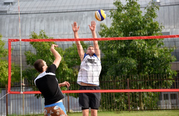 Tinklinio mylėtojams – naujos tinklinio aikštelės