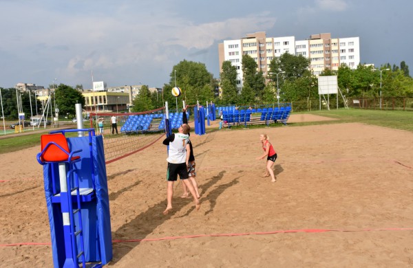 Tinklinio mylėtojams – naujos tinklinio aikštelės