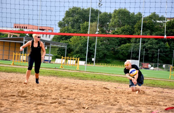 Tinklinio mylėtojams – naujos tinklinio aikštelės