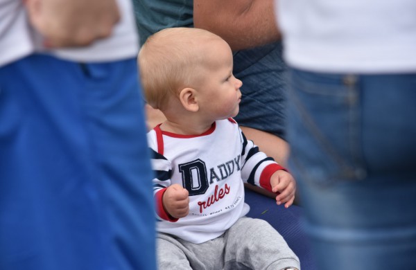 Sporto forume tradicines sporto šakas paįvairino purvo tinklinis