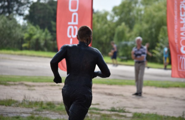 Sporto forumo "vinis" - purvo tinklinis (fotoakimirkos)