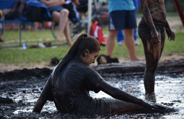 Sporto forumo "vinis" - purvo tinklinis (fotoakimirkos)