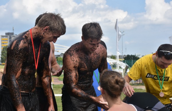 Sporto forumo "vinis" - purvo tinklinis (fotoakimirkos)