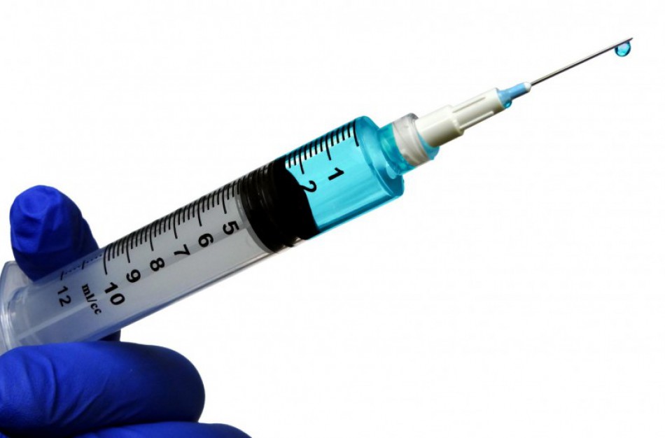 Nuo rugsėjo 1 dienos pradedamas mergaičių skiepijimas nuo gimdos kaklelio vėžio