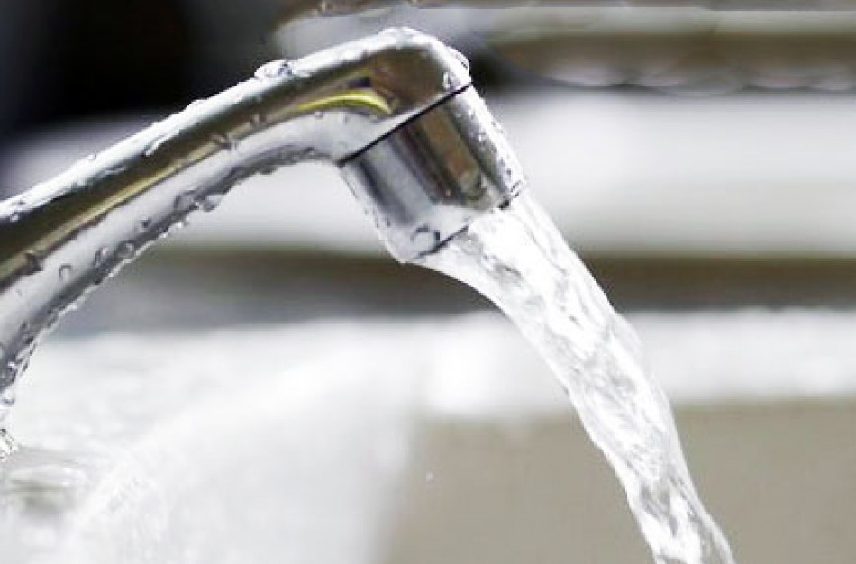 Nukeliamas karšto vandens tiekimo atnaujinimas