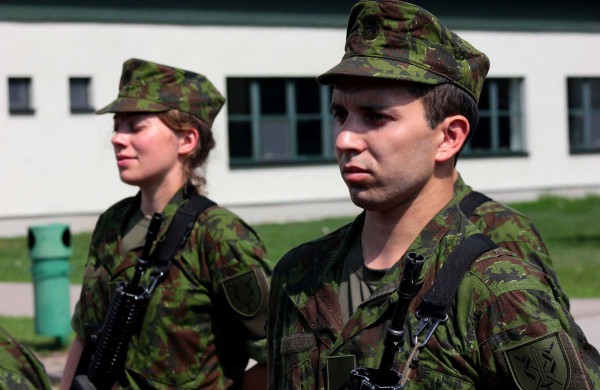 Rukloje Lietuvos Respublikai prisiekė 150 nuolatinės privalomosios pradinės karo tarnybos karių