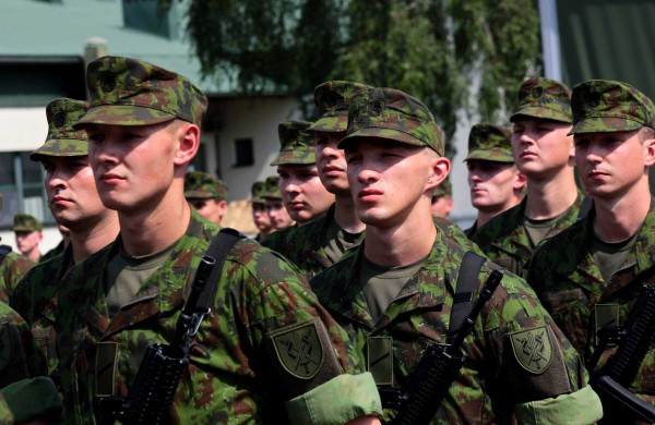 Rukloje Lietuvos Respublikai prisiekė 150 nuolatinės privalomosios pradinės karo tarnybos karių