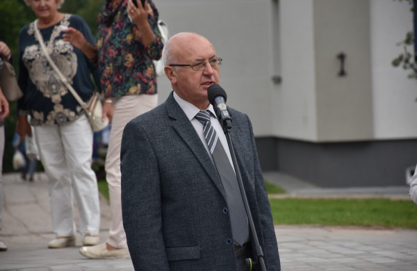 Jonavos gimtadienį plovęs lietus šventinės nuotaikos nesugadino